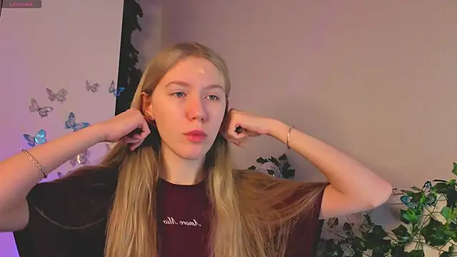 SirenThalassa online show from February 21, 7:09 am