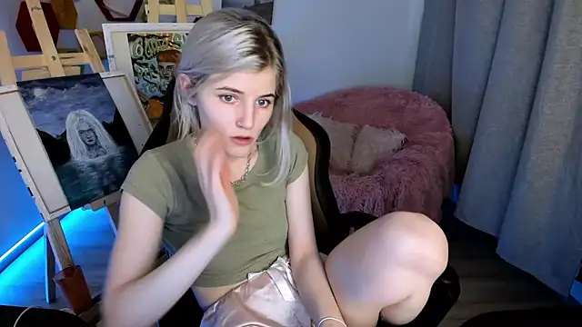 aspiringimp online show from March 11, 4:46 pm