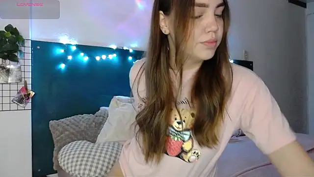 NebulaHavenn online show from March 11, 6:47 pm