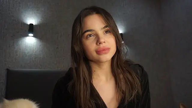 linclars online show from February 6, 1:14 pm