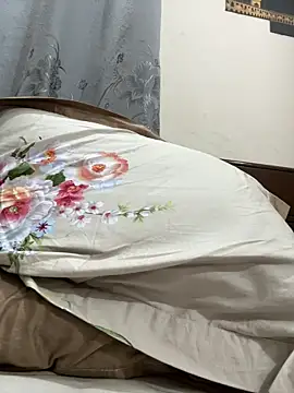 desyboysex online show from March 31, 10:37 am