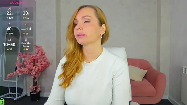 Marie Hayes online show from May 22, 1:24 am