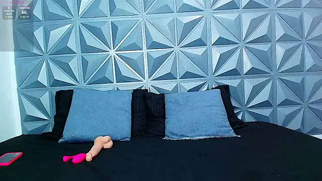 Miaawhithe online show from March 29, 5:29 am