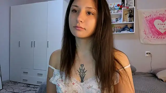 miralyn  online show from March 17, 7:44 am