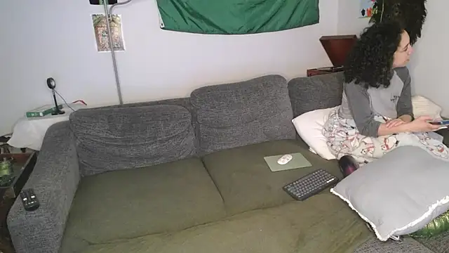 Snapshot of SeanSativa chatting on May 22, 2:19 am SeanSativa online show from May 22, 2:19 am
