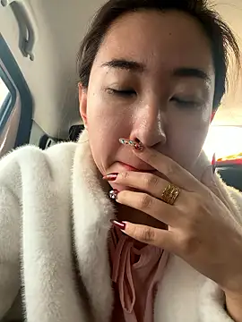 Jingjingxiang-520 online show from February 6, 12:48 am