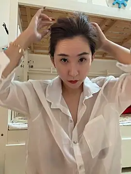 Jingjingxiang-520 online show from February 15, 7:16 am