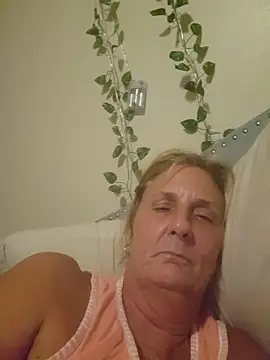 HotAzMilf online show from June 15, 5:53 am