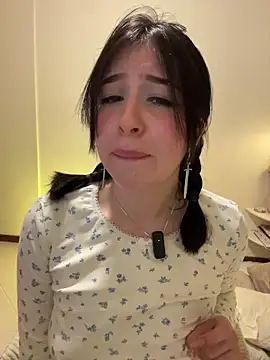evelynrosess1 online show from August 1, 1:49 am