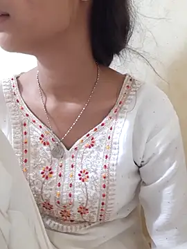 Snapshot of Kanchan7909 chatting on May 22, 4:12 pm Kanchan7909 online show from May 22, 4:12 pm