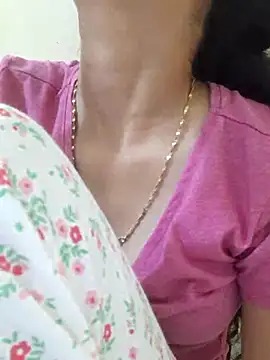 Snapshot of Kanchan7909 chatting on June 4, 11:55 pm Kanchan7909 online show from June 4, 11:55 pm