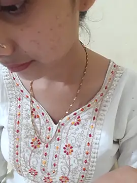Snapshot of Kanchan7909 chatting on June 19, 2:54 pm Kanchan7909 online show from June 19, 2:54 pm
