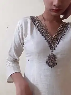 Snapshot of Kanchan7909 chatting on June 23, 1:42 pm Kanchan7909 online show from June 23, 1:42 pm