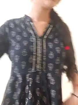 Snapshot of Kanchan7909 chatting on July 28, 6:20 pm Kanchan7909 online show from July 28, 6:20 pm