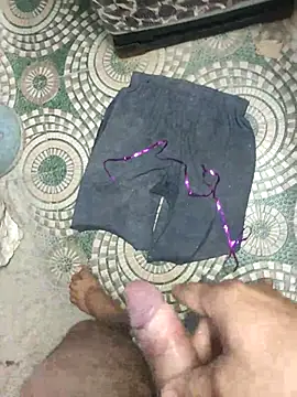 sevanty77 online show from March 10, 12:15 am