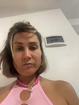 Snapshot of Jack-Alice chatting on July 15, 11:26 am Jack-Alice online show from July 15, 11:26 am