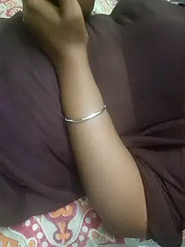 Snapshot of tamil-Diya90 chatting on July 3, 5:36 am tamil-Diya90 online show from July 3, 5:36 am