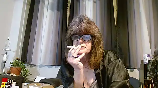 Snapshot of ladylavende3 chatting on March 2, 6:48 am ladylavende3 online show from March 2, 6:48 am