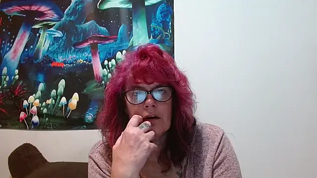 Snapshot of ladylavende3 chatting on October 15, 5:18 am ladylavende3 online show from October 15, 5:18 am