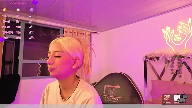 IRINA TAY1 online show from March 4, 3:45 am