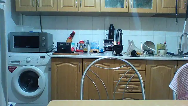 Snapshot of KaelNox chatting on June 7, 6:44 pm KaelNox online show from June 7, 6:44 pm
