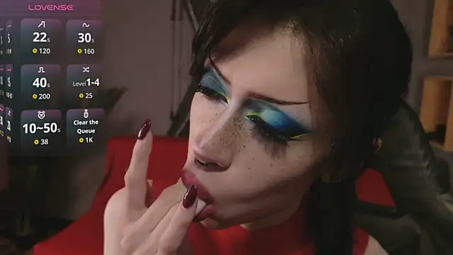 Snapshot of devvilss_toy chatting on July 10, 6:32 pm devvilss toy online show from July 10, 6:32 pm