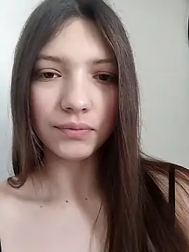 Snapshot of LunaTori456 chatting on February 4, 9:26 am LunaTori456 online show from February 4, 9:26 am