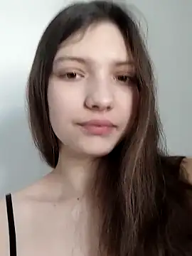 Snapshot of LunaTori456 chatting on February 10, 8:51 am LunaTori456 online show from February 10, 8:51 am