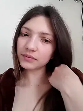 Snapshot of LunaTori456 chatting on March 2, 1:29 pm LunaTori456 online show from March 2, 1:29 pm