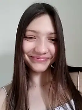 Snapshot of LunaTori456 chatting on March 23, 8:40 am LunaTori456 online show from March 23, 8:40 am