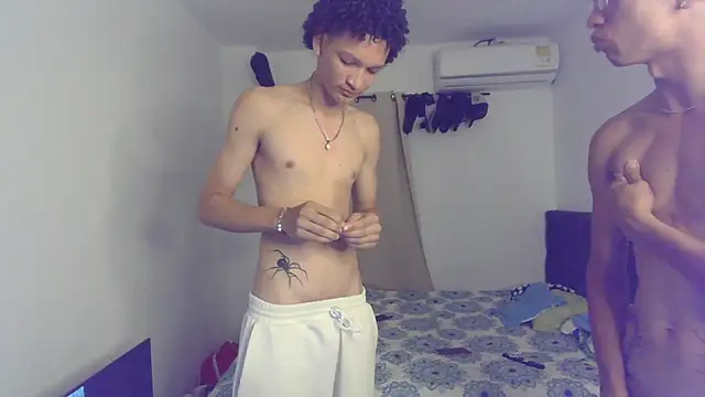 pocket loversxxx online show from March 3, 5:46 am