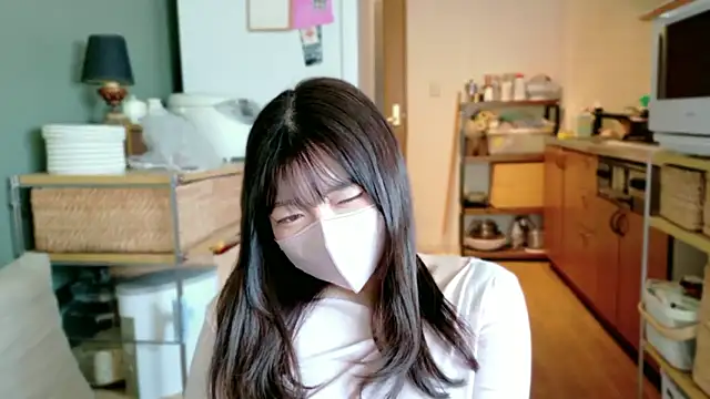   Yui  online show from February 10, 2:04 am