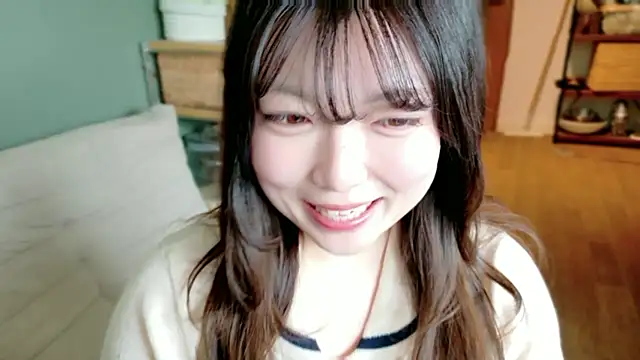   Yui  online show from March 13, 1:12 am