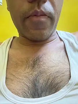 Lucky   05 online show from June 11, 4:27 pm