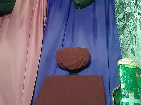 Snapshot of prettymomma24xx chatting on July 8, 2:32 pm prettymomma24xx online show from July 8, 2:32 pm