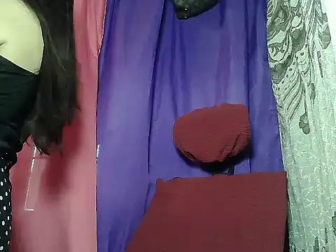 Snapshot of prettymomma24xx chatting on July 10, 12:37 am prettymomma24xx online show from July 10, 12:37 am