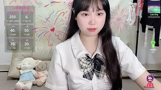 Snapshot of xiaoguai99 chatting on June 14, 11:34 am xiaoguai99 online show from June 14, 11:34 am