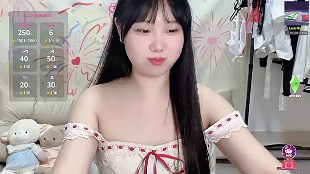 Snapshot of xiaoguai99 chatting on June 15, 12:29 pm xiaoguai99 online show from June 15, 12:29 pm