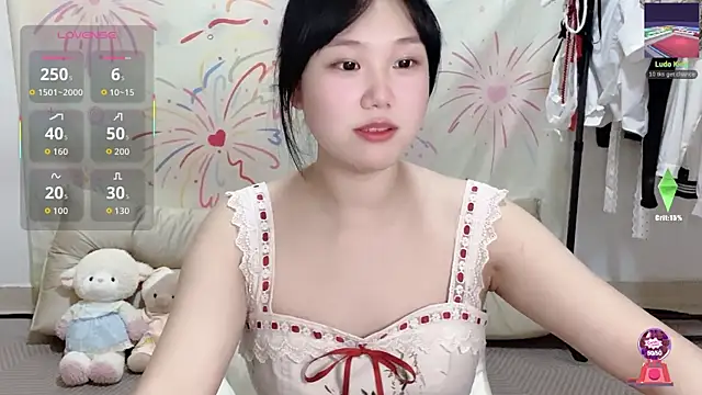 Snapshot of xiaoguai99 chatting on June 29, 12:38 pm xiaoguai99 online show from June 29, 12:38 pm