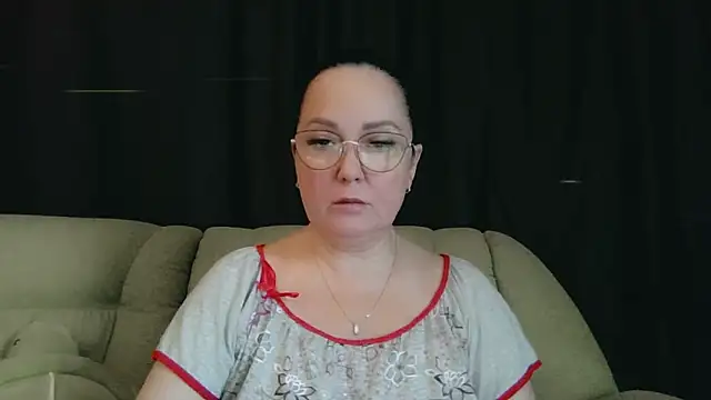 Snapshot of infinity_loveliness chatting on June 20, 6:38 am infinity loveliness online show from June 20, 6:38 am