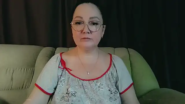 Snapshot of infinity_loveliness chatting on June 21, 9:56 am infinity loveliness online show from June 21, 9:56 am