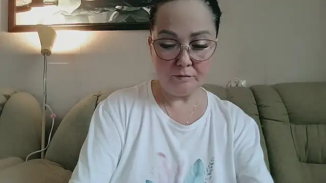 Snapshot of infinity_loveliness chatting on July 8, 7:02 am infinity loveliness online show from July 8, 7:02 am