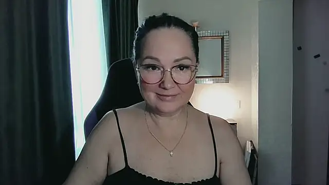 Snapshot of infinity_loveliness chatting on July 19, 8:07 am infinity loveliness online show from July 19, 8:07 am