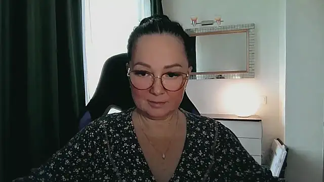Snapshot of infinity_loveliness chatting on July 24, 8:34 am infinity loveliness online show from July 24, 8:34 am