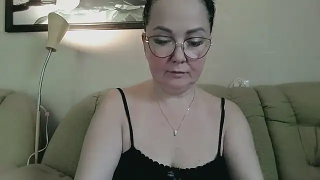 Snapshot of infinity_loveliness chatting on July 29, 6:11 am infinity loveliness online show from July 29, 6:11 am