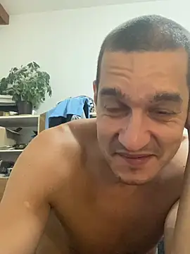 slabyhrac online show from June 19, 1:43 am