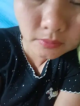 Snapshot of Sweet--Sexy chatting on July 29, 1:53 pm Sweet--Sexy online show from July 29, 1:53 pm
