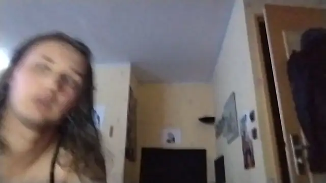 julialafemboy59 online show from June 20, 2:53 pm