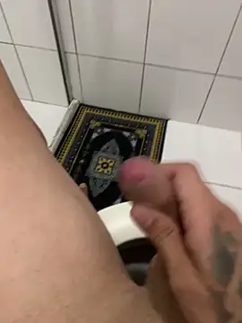 alenozin69 online show from March 24, 10:04 pm