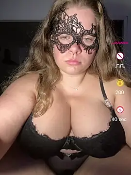 cherrylust12 online show from July 21, 10:56 pm